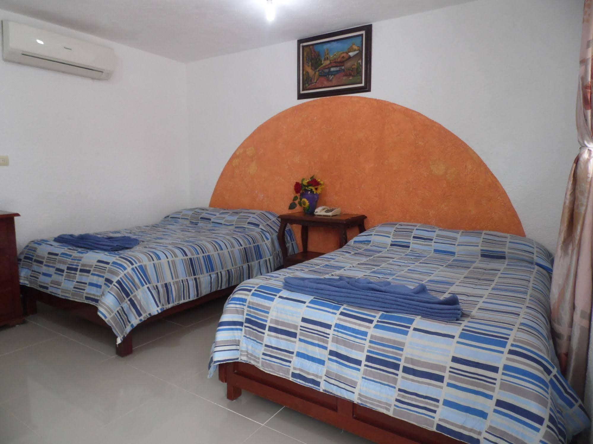Hotel Hacienda Ixtlan Cozumel