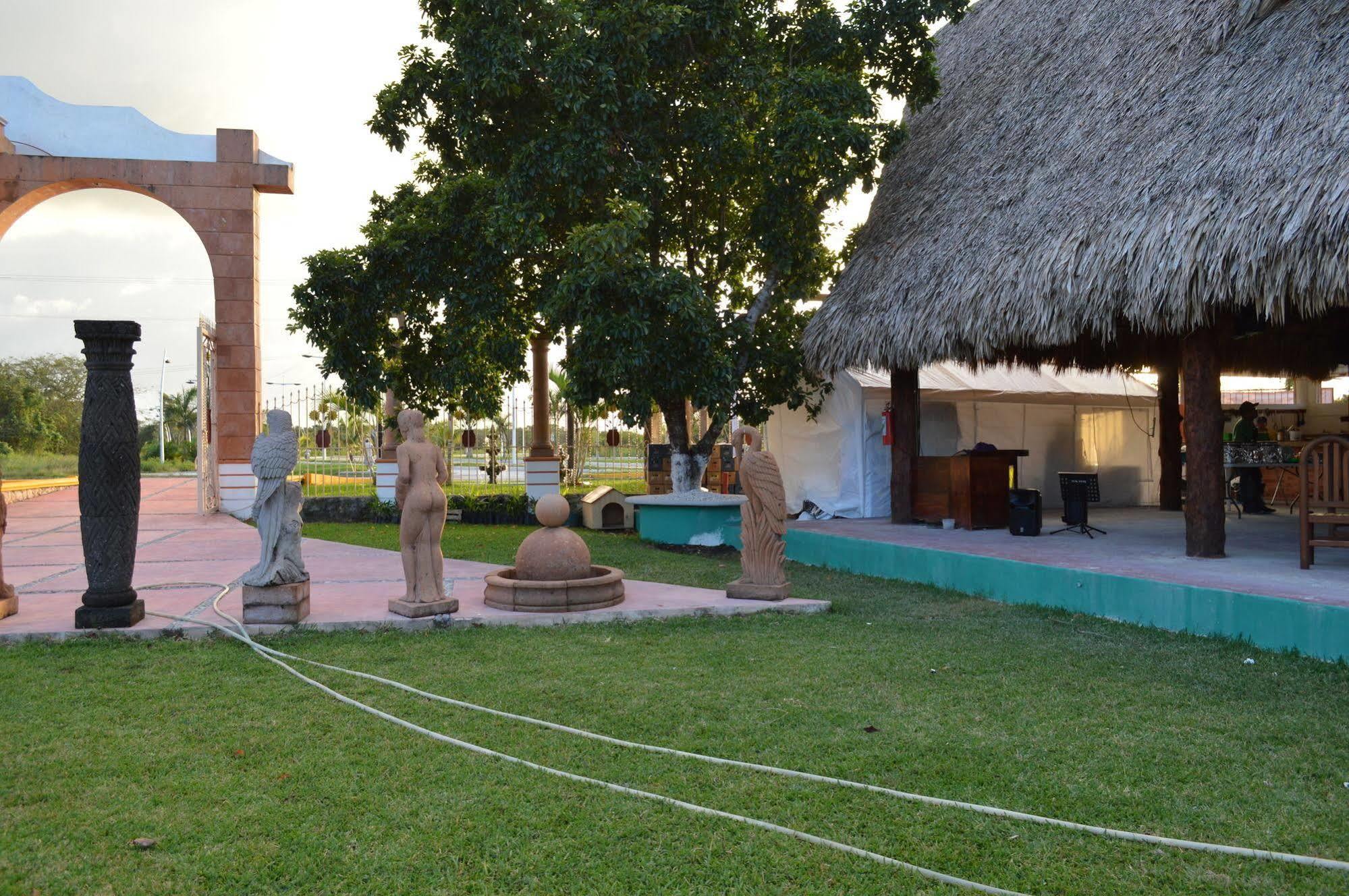 Hacienda Ixtlan Hotel